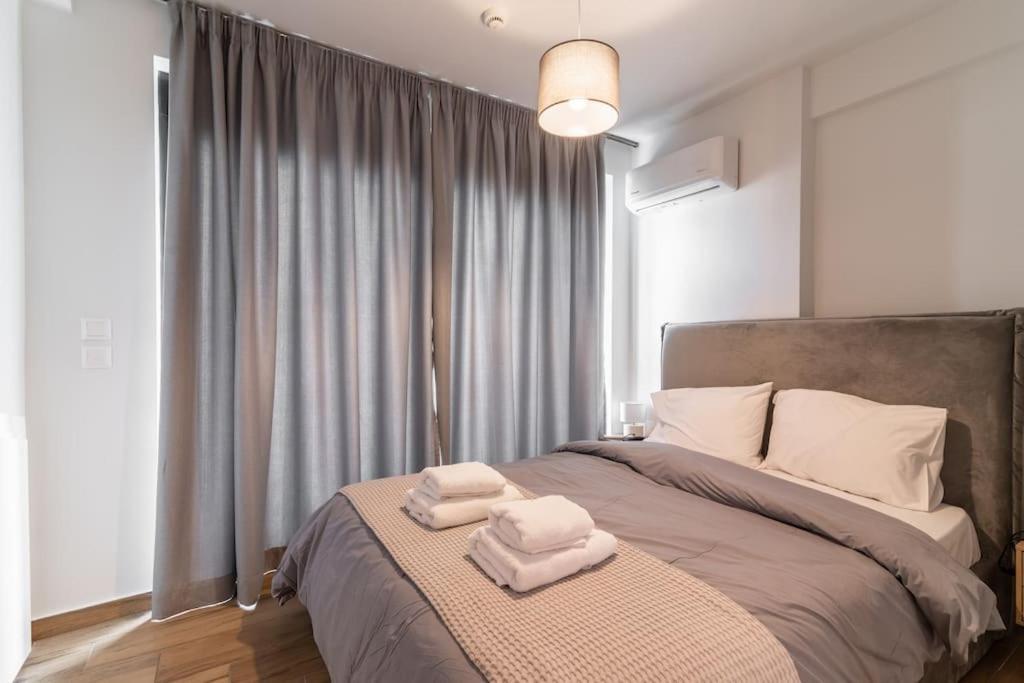 Μεζονέτα Με Θέα Στο Πάρκο Σταύρος Νιάρχος One Apartment เอเธนส์ ภายนอก รูปภาพ