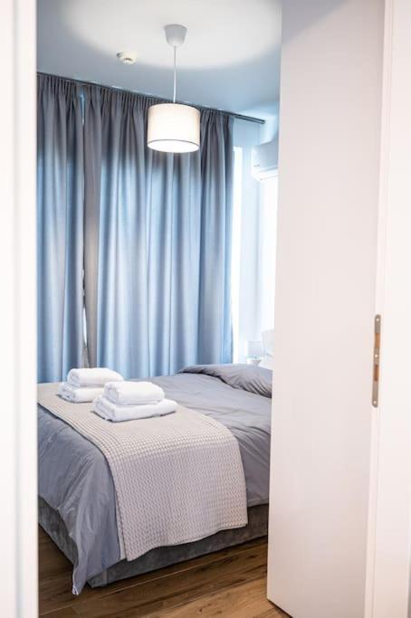 Μεζονέτα Με Θέα Στο Πάρκο Σταύρος Νιάρχος One Apartment เอเธนส์ ภายนอก รูปภาพ